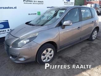 Salvage car Renault Scenic Scenic III (JZ), MPV, 2009 / 2016 1.5 dCi 105 2010