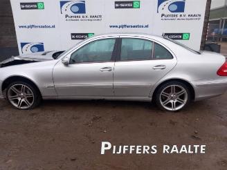 Uttjänta bilar auto Mercedes E-klasse E (W211), Sedan, 2002 / 2008 3.2 E-320 V6 18V 2002/5