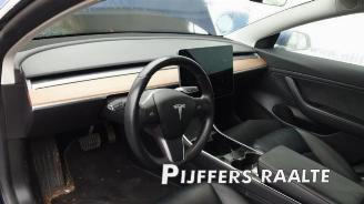 Tesla Model 3 Model 3, Sedan, 2017 Long Range AWD 75 kWh picture 14