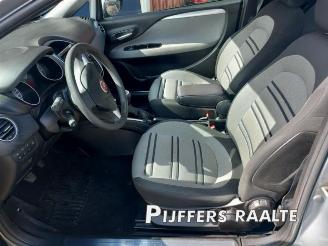 Fiat Punto Punto Evo (199), Hatchback, 2009 / 2012 1.3 JTD Multijet 85 16V Euro 5 picture 12