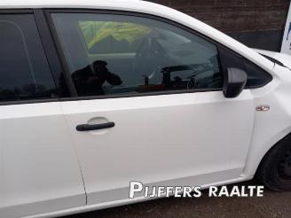 Volkswagen Up! Up! (121), Hatchback, 2011 1.0 12V 60 picture 14