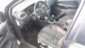 Ford Focus Focus 2, Hatchback, 2004 / 2012 2.0 16V picture 16