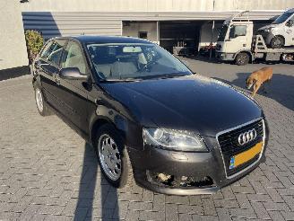 Audi A3 Sportback 1.6 TDI Attraction Advance NL AUTO N.A.P picture 6