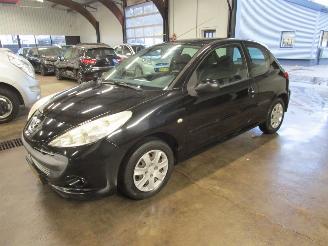 krockskadad bil auto Peugeot 206+ 1.4 XS 2009/7