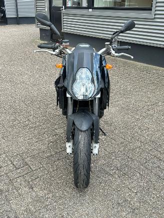 KTM 990 Super Duke  picture 8