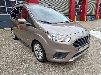 Ford Tourneo Courier  picture 3