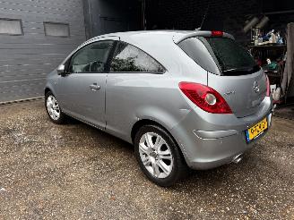 Opel Corsa 1.2-16V BlitZ  Hatchback 3-dr. picture 3