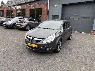 krockskadad bil auto Opel Corsa 1.4-16V \'111\' Edition (Hatchback 5-dr.) 2010/9