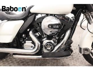 Harley-Davidson  FLHTP Electra Glide Police picture 12