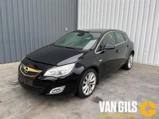 Uttjänta bilar auto Opel Astra Astra J (PC6/PD6/PE6/PF6), Hatchback 5-drs, 2009 / 2015 1.6 Turbo 16V 2010/4