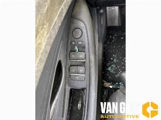 BMW 5-serie 5 serie Touring (F11), Combi, 2009 / 2017 535i 24V TwinPower Turbo picture 11