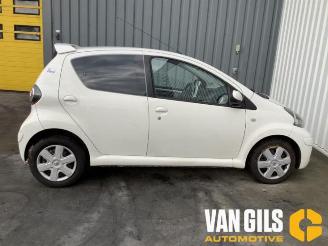 Toyota Aygo Aygo (B10), Hatchback, 2005 / 2014 1.0 12V VVT-i picture 4