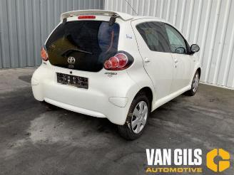 Toyota Aygo Aygo (B10), Hatchback, 2005 / 2014 1.0 12V VVT-i picture 2