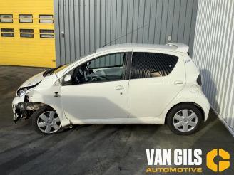 Toyota Aygo Aygo (B10), Hatchback, 2005 / 2014 1.0 12V VVT-i picture 5