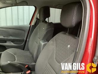 Renault Clio Clio IV Estate/Grandtour (7R), Combi 5-drs, 2012 / 2021 0.9 Energy TCE 90 12V picture 11