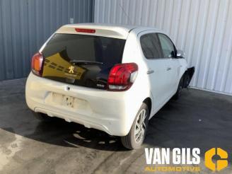 Peugeot 108 108, Hatchback, 2014 1.0 12V picture 2