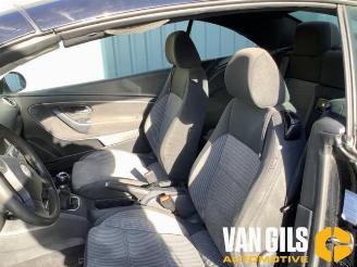 Volkswagen Eos Eos (1F7/F8), Cabrio, 2006 / 2015 1.6 FSI 16V picture 13