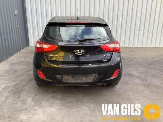 Vrakbiler auto Hyundai I-30 i30 (GDHB5), Hatchback, 2011 1.6 GDI Blue 16V 2012/4