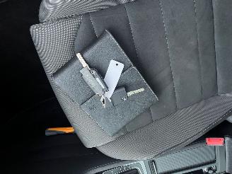 Volkswagen Golf TSI R-Line Pano  AUTOMAAT 81KW picture 18