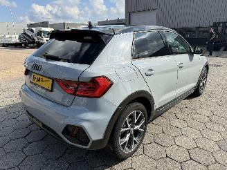 skadebil auto Audi A1 CITYCARVER 25 TFSI epic 2020/4