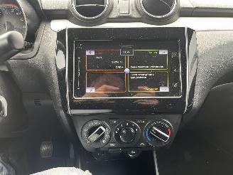 Suzuki Swift 1.2 Select Smart Hybrid picture 17