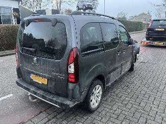 Peugeot Partner 1.2-12V picture 3