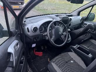 Peugeot Partner 1.2-12V picture 5