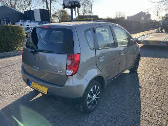Mitsubishi Colt 1.1-12V picture 3