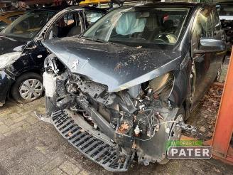 Peugeot 108 108, Hatchback, 2014 1.0 12V picture 2