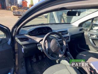 Peugeot 208 208 I (CA/CC/CK/CL), Hatchback, 2012 / 2019 1.0 Vti 12V PureTech picture 9