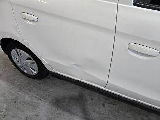 Mitsubishi Space-star Cool Plus 1.0 picture 11