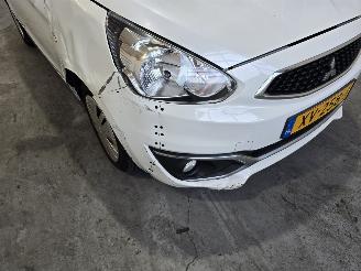 Mitsubishi Space-star Cool Plus 1.0 picture 10