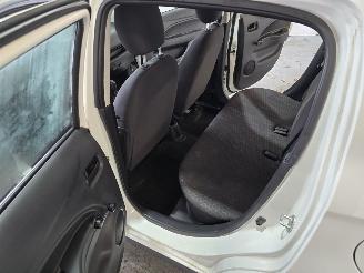 Mitsubishi Space-star 1.0 Entry picture 20