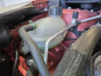 Renault Clio 0.9 TCe Expression picture 14