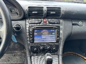 Mercedes C-klasse C 200 KOMPRESSOR picture 11