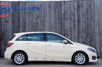 Mercedes B-klasse B180D Airco Navi Cruise Stoelverwarming Turbo Kapot! 80KW Euro 6 picture 4