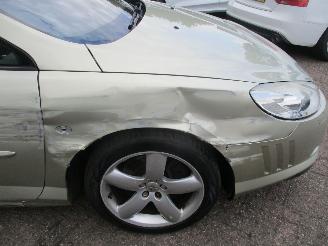 Peugeot 407 2.2-16v Reference picture 9