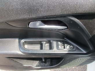 Fiat Tipo Stationwagon 1.4 Street picture 16