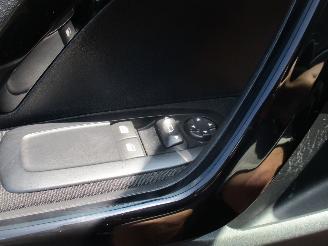 Peugeot 208 1.2 PureT BlueLion NAP REST BPM 400 EURO !!!! picture 32