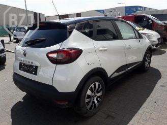 Renault Captur  picture 3
