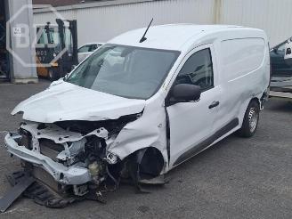Uttjänta bilar auto Renault Express Express, Van, 2021 1.5 dCi 95 2022/4