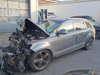 Vrakbiler auto Audi Q7 Q7 (4LB), SUV, 2005 / 2015 4.2 TDI V8 32V Tiptronic 2012/8