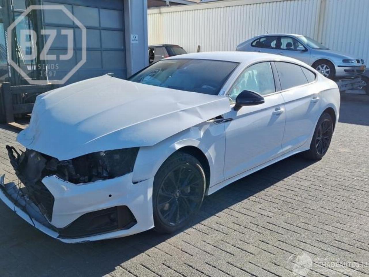 Audi A5 A5 Sportback (F5A/F5F), Liftback, 2016 2.0 40 TFSI Mild Hybrid 16V