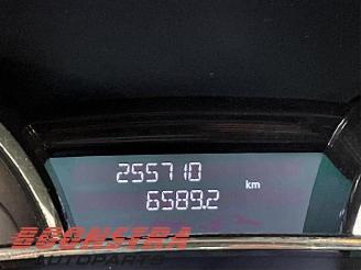 Renault Clio Clio IV (5R), Hatchback 5-drs, 2012 / 2021 1.5 Energy dCi 90 FAP picture 9