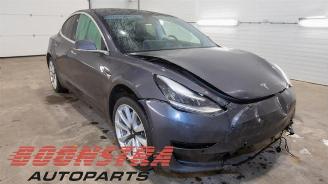 Coche siniestrado Tesla Model 3 Model 3, Sedan, 2017 EV AWD 2019
