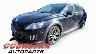 Coche siniestrado Peugeot 508 508 SW (8E/8U), Combi, 2010 / 2018 2.0 RXH HYbrid4 16V 2014