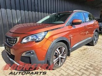 Vrakbiler auto Peugeot 3008 3008 II (M4/MC/MJ/MR), MPV, 2016 1.6 BlueHDi 120 2017/6