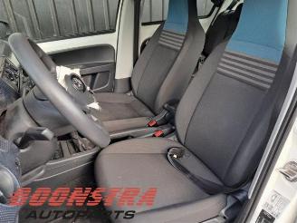 Volkswagen Up! Up! (121), Hatchback, 2011 1.0 12V 60 picture 8