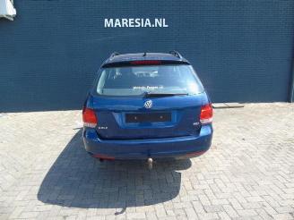 Volkswagen Golf  picture 2