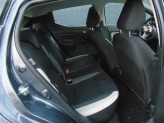 Nissan Micra  picture 4